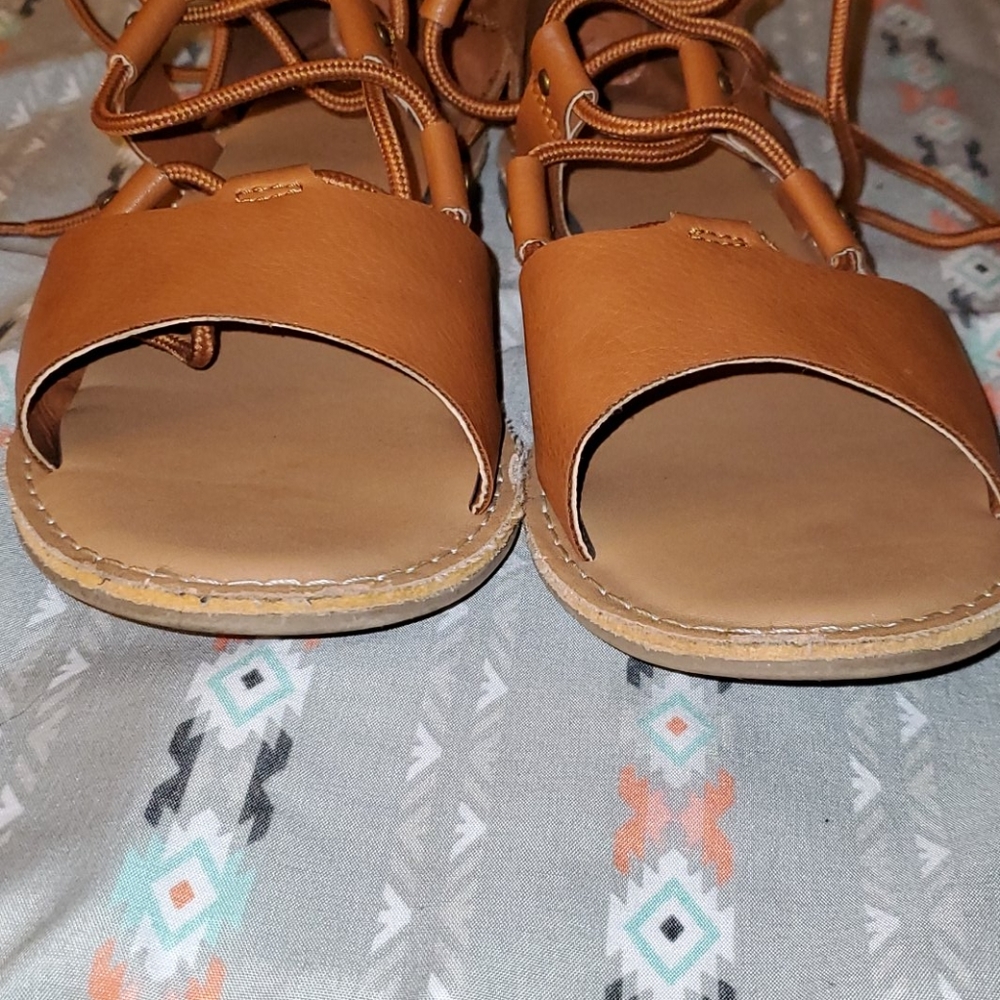 sandals - Picture 6 of 6